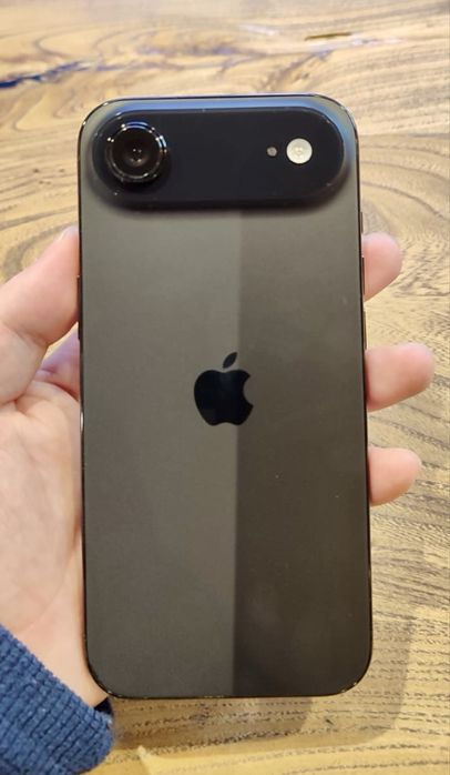 Продам / обменяю iPhone Air 256 GB