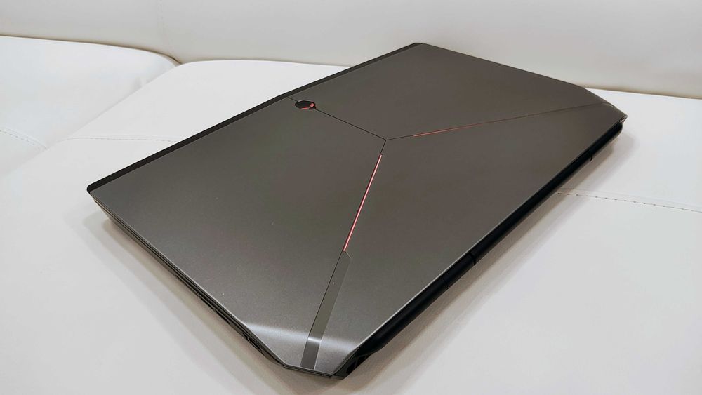 Laptop gaming ALIENWARE, intel core i7, display 17,3 inch touchscreen