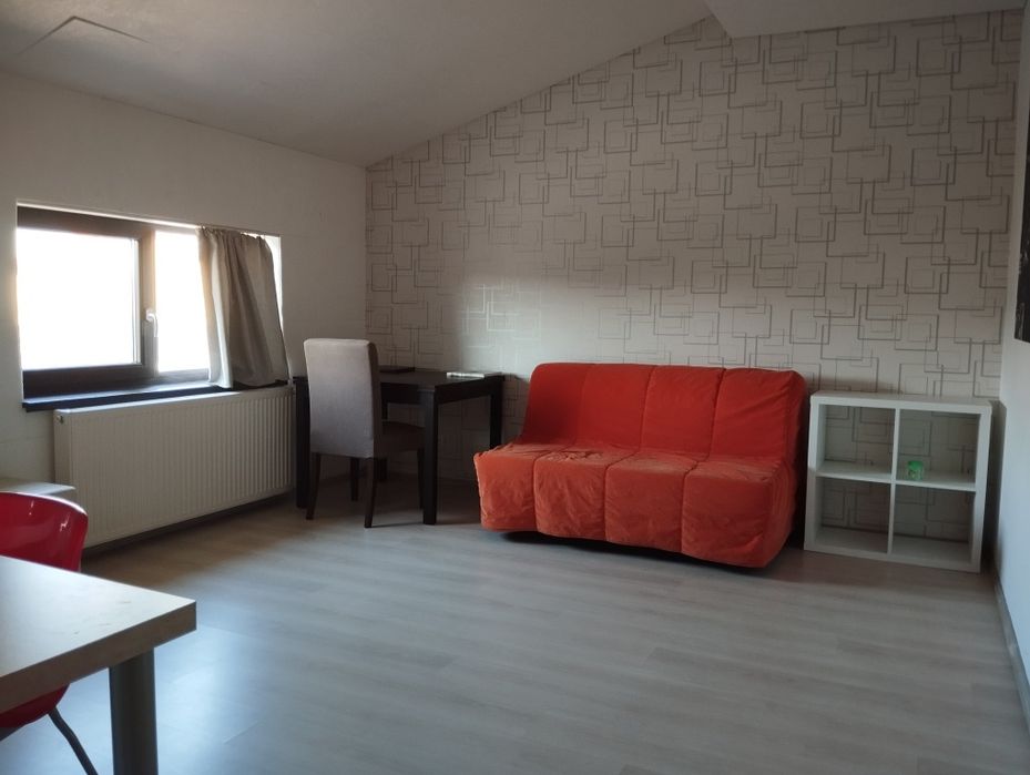 Proprietar închiriez et.1+2 in vila Roșu/Chiajna, 4 camere,2 bai,2 locuri  parcare