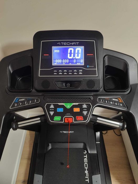 Bandă de alergare TechFit MT800 – ca nouă