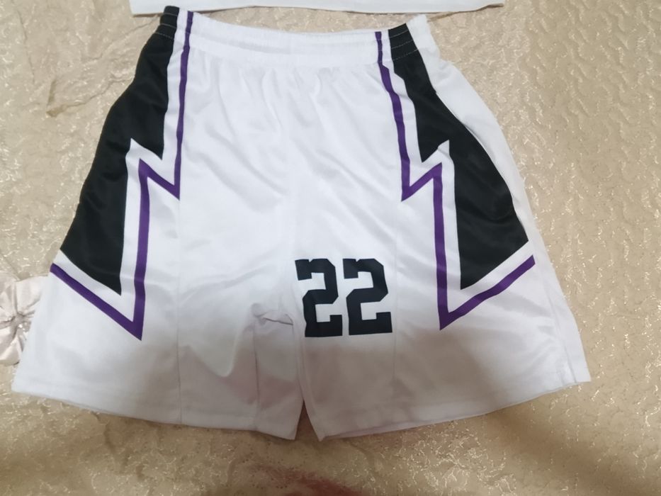 Баскетболный форма