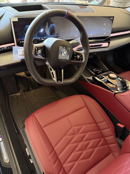 BMW i5edrive m40L