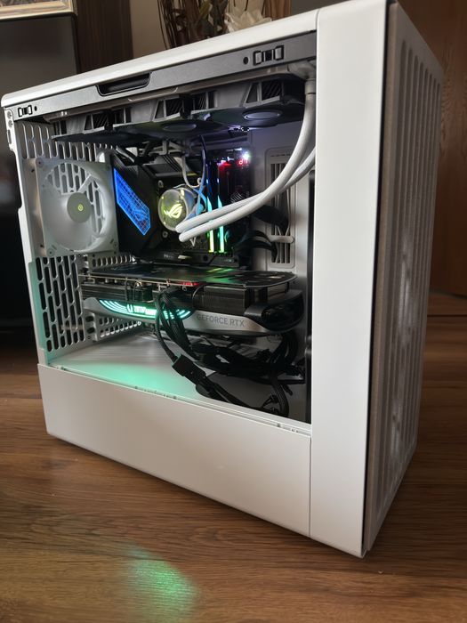 Мощен компютър/ I9 12900KS/Водно/64GB/RTX 4090 24GB/2TB SSD