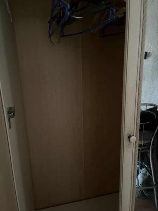 Шкаф и и два дивана