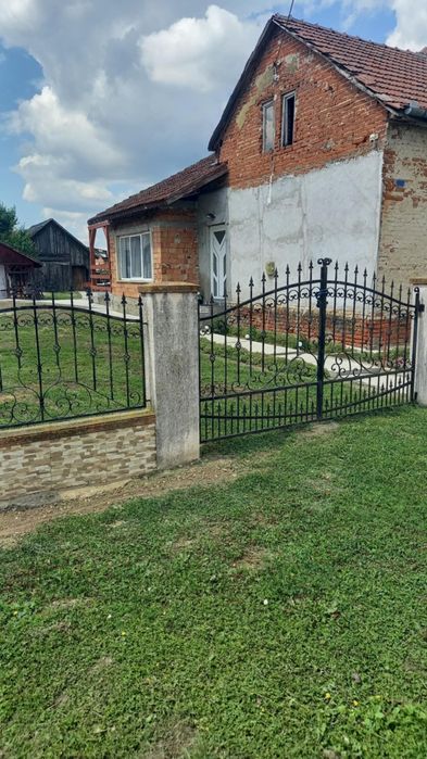 Vând casă an sanislau