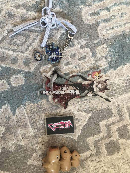 книги/брелок и фигурки осд и не только