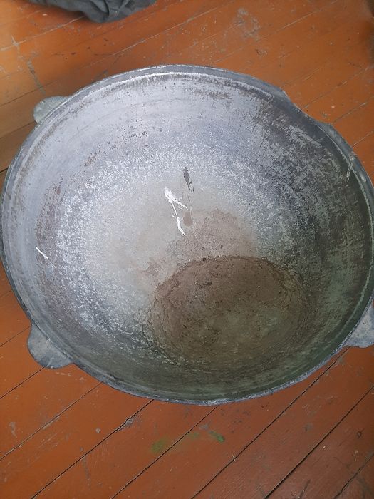 Казан больше среднего