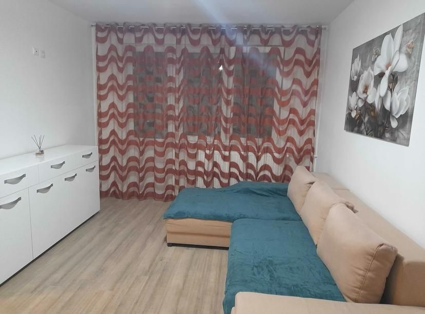 Vând apartament 2 camere in Dr Tr Severin,