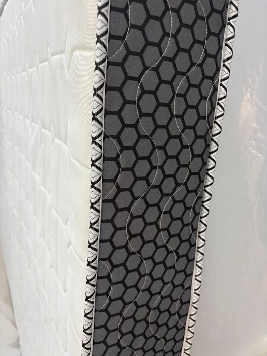 Матрас почти новый 200×140