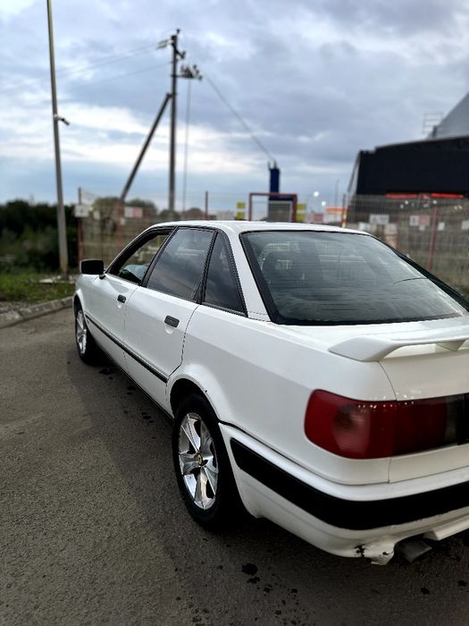 Продам ауди 80 б4