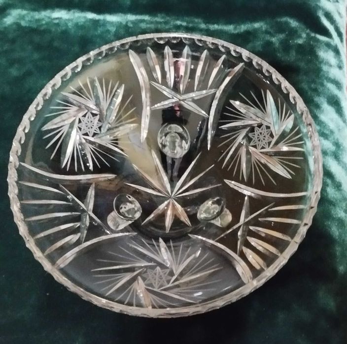 Кристална фруктиера