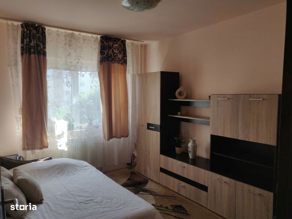 Apartament 4 camere decomandate, 82 mp, etaj intermediar, zona The Off — fotografia 1