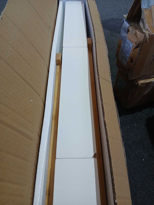 Carucior universal multifunctional, utilizabil pentru servire