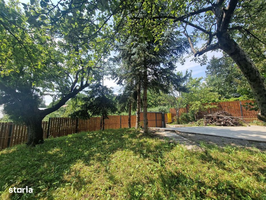 Casa Comarnic cartier ghiosesti +teren 700 mp