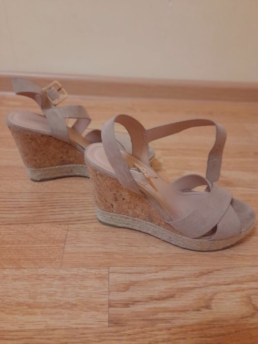 Обувь туфли женская