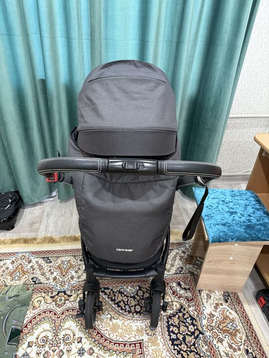 Продам коляску прогулочная ining baby