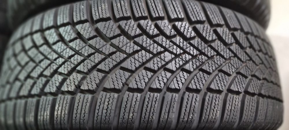 4 anvelope de iarna 225 40 18 bridgestone 2023