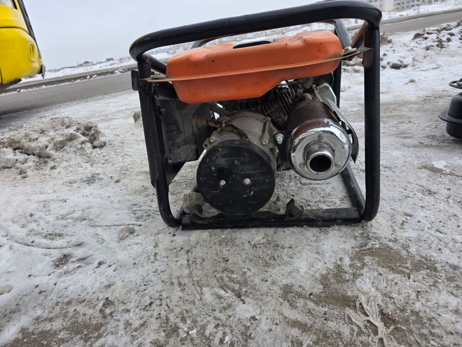 Бензиновый генератор 3,2кв