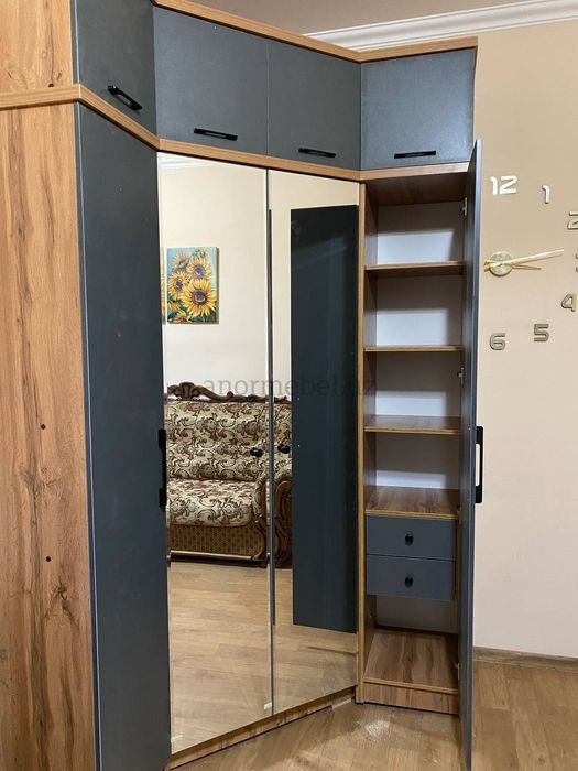 Шкаф угловой 140