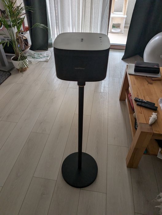 XGIMI Horizon Pro 4K (XK03H) + stativ XGIMI X-Floor original + 8m HDMI 2.1