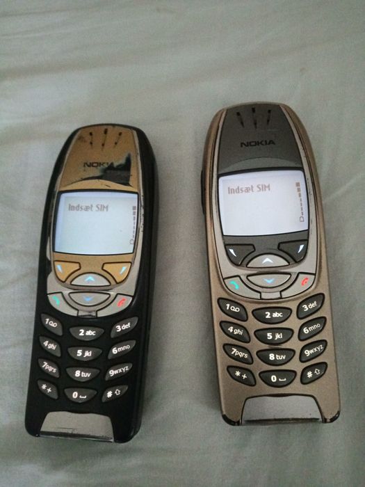 Nokia 6310i doua bucati disponibile