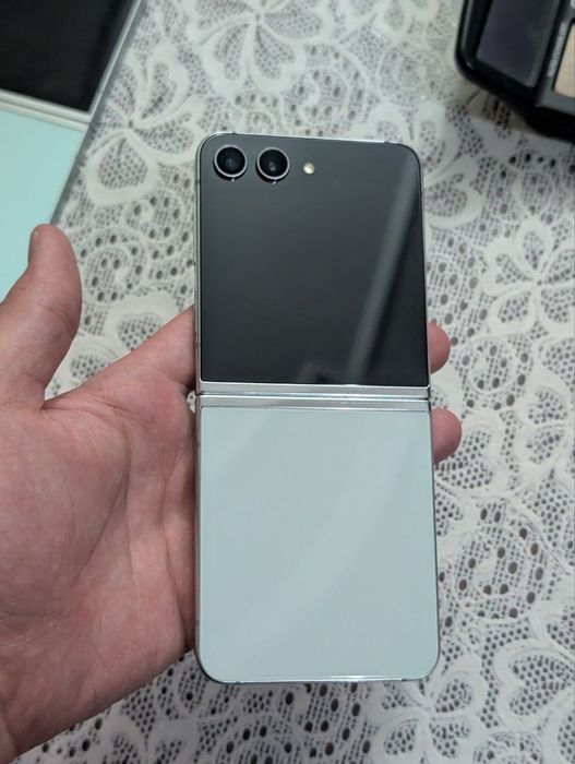 Samsung z flip 5  512gb