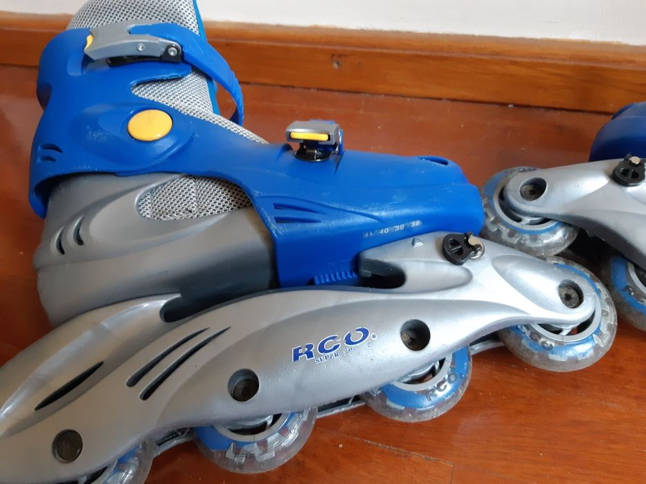 Măsura 38-41 reglabile, frumoase, functionale