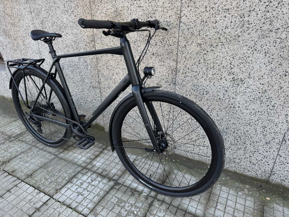 Cube Nulane Pro 28''/Shimano Cues/Динамо главина/Led light/2026