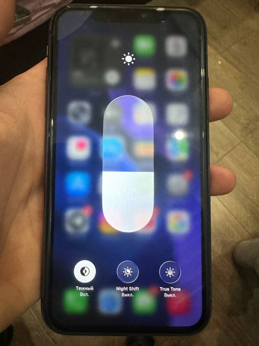 Обменяю айфон 11