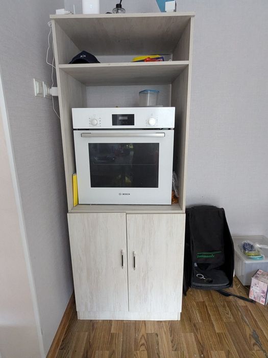 Кухонный шкаф под духовку