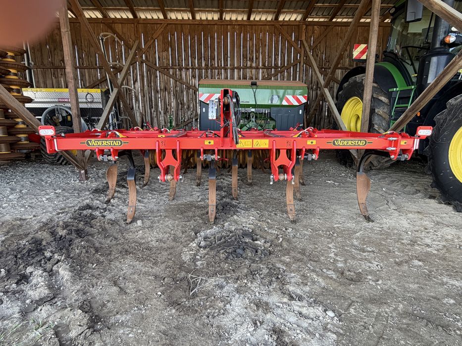 Dezmiristitor TOP Vaderstad Cultus 350, 2024