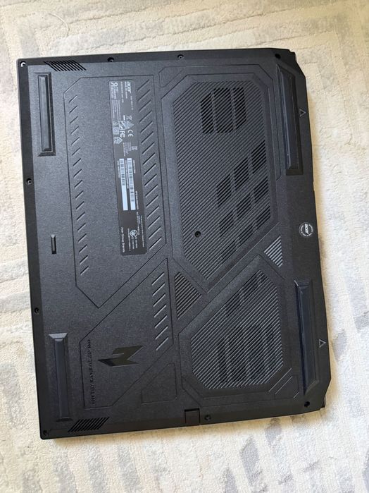 Acer nitro v 16 (intel core i7 14 avlod) 16gb/512gb ekran 180Hz wqxga