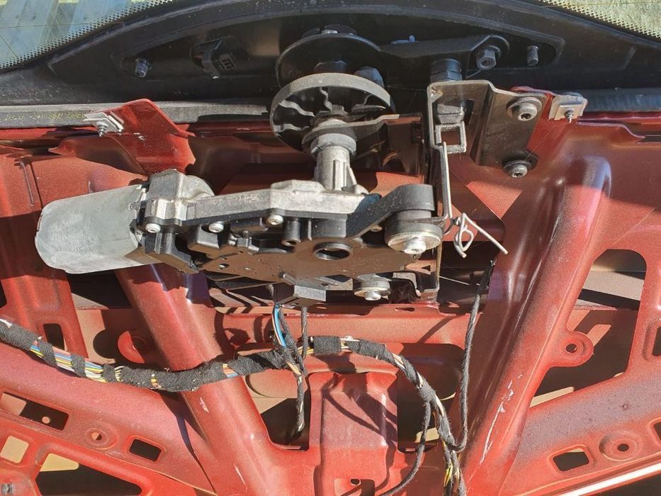 Motoras Stergator Haion Hayon Bmw E91 Livram Oriunde In Tara