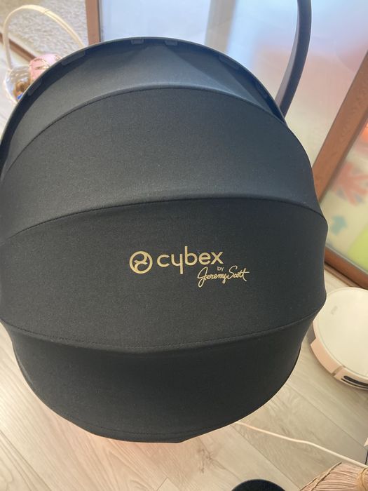 Cybex cloud Z-i size Cherub pink - кош за кола + адаптери