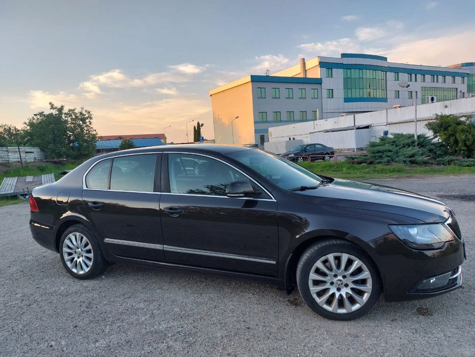 SKODA Superb 2014 — imagine 3