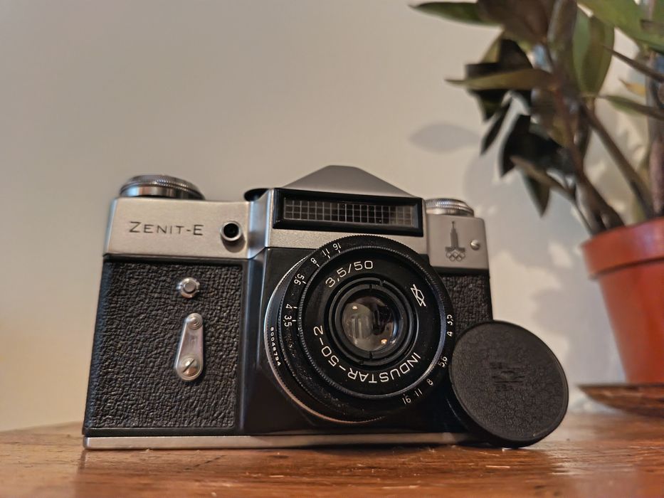 Стар фото апарат