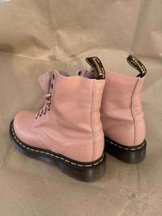 Кожаные ботинки Dr.Martens женские