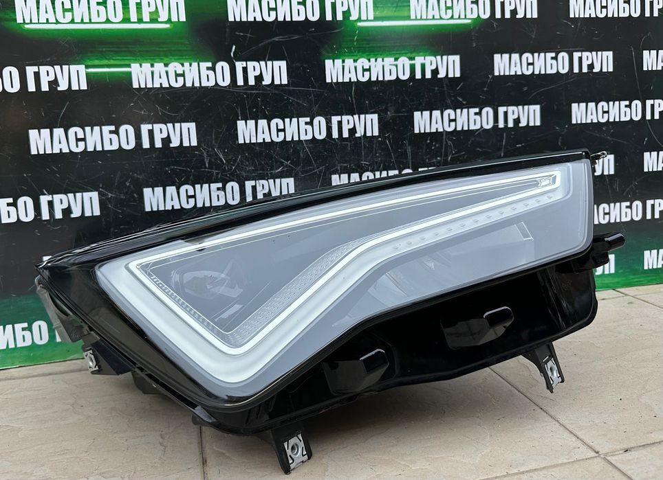 Фар far десен фарове за Сеат Атека Seat Ateca фейс