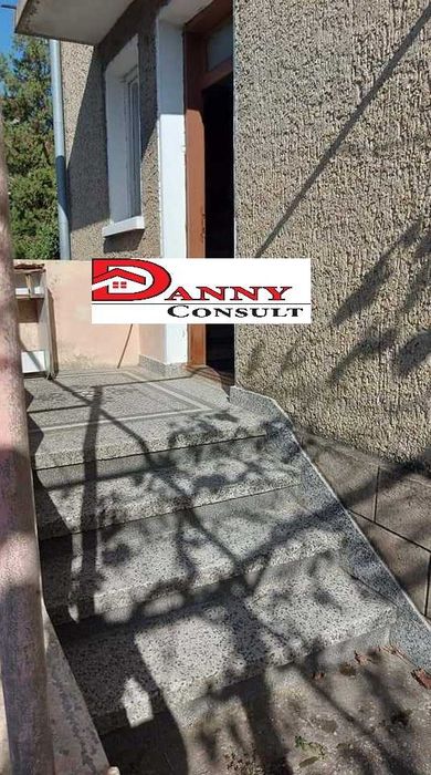 Двуетажна /монолитна/ къща за продажба в гр. Горна Оряховица