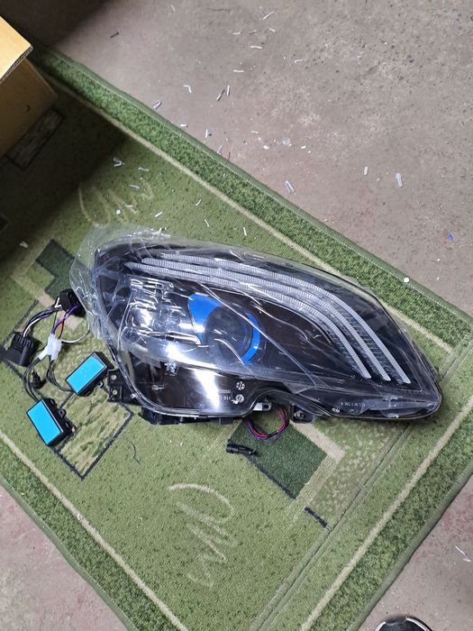 фары оригинал мерседес w204