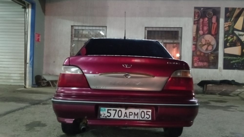 Нексия 1 цена 1,300000