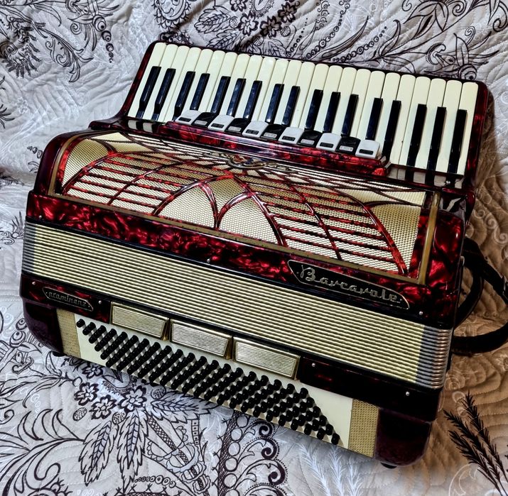 Acordeon Barcarole 120 Basi