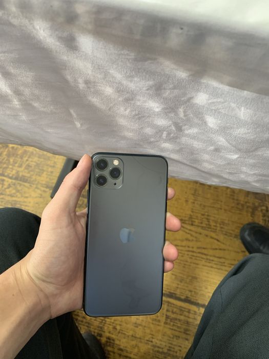 Iphone 11 pro max 256 tali