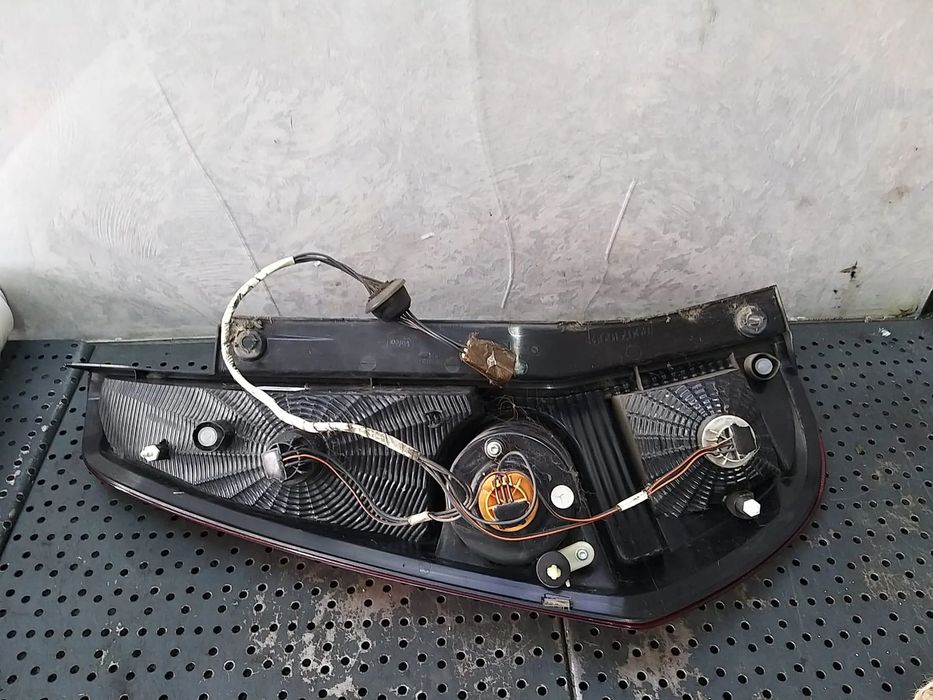 Stop tripla lampa dreapta suzuki splash 89071608