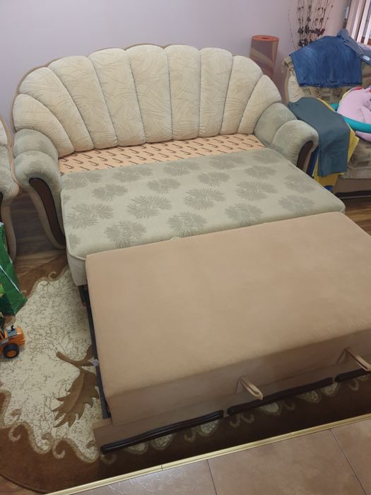 Vand canapea stofa, extensibila neutilizata!!!