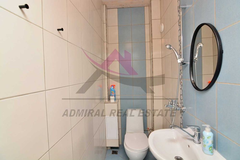 Дава се под наем Двустаен апартамент в Варна, Център - 65 кв.м за 550 € - Снимка #3