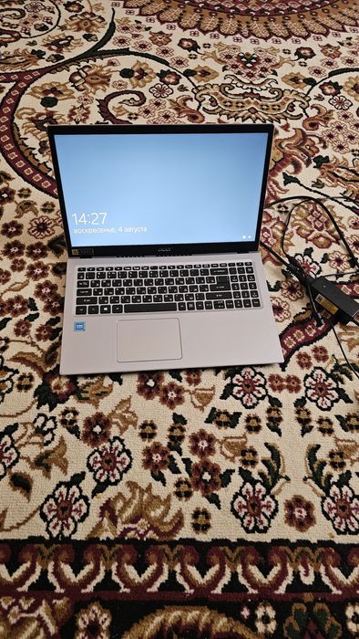 Ноутбук новый состояние