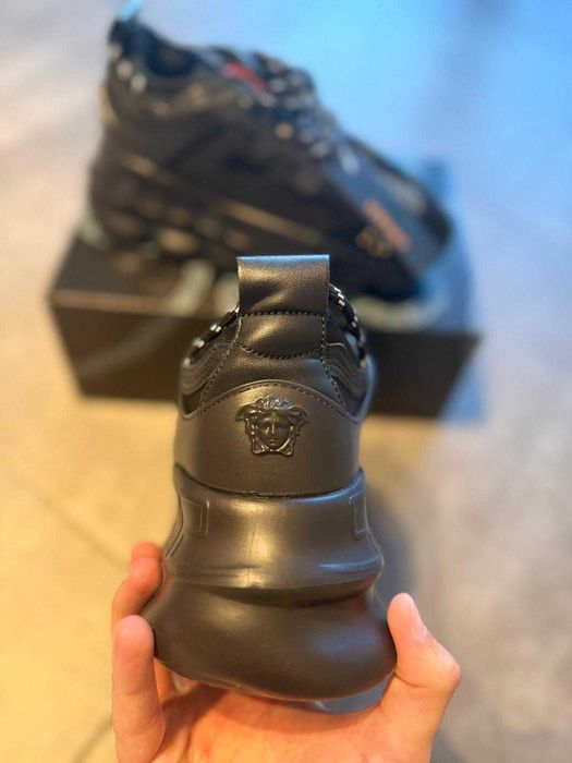#SUMMER SALE# Sneakers Versache Chain Reaction Triple Black Adidasi Sport Versace Chain Incaltaminte Sport Versache Chain Negru - Predare Personala