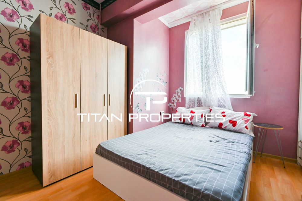 Дава се под наем Двустаен апартамент в София, Толстой - 75 кв.м за 458.49 € - Снимка #1