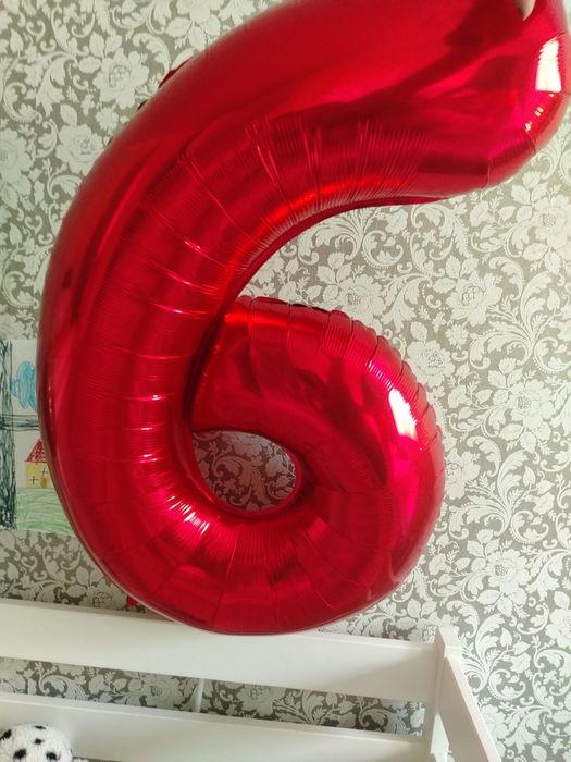 Продаю цифру 6 на ДР